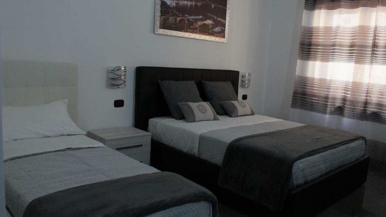 B&B Napoli La Perla Bagian luar foto